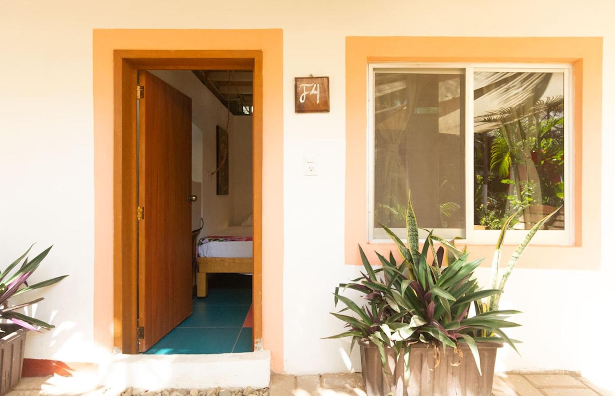 Frida Paradise Beach Hotel - Punta Zicatela Brisas de Zicatela ภายนอก รูปภาพ